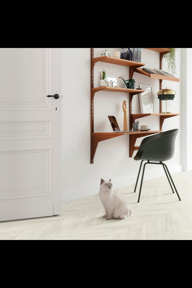 Замковая ПВХ плитка Laurel Oak 51104 (630*126*6 мм) — купить в Энгельсе