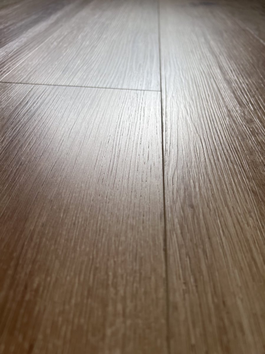 SPC ламинат "OneFloor" ЕСО 5011 (4V фаска) (1220*184*4 мм) — купить в Энгельсе