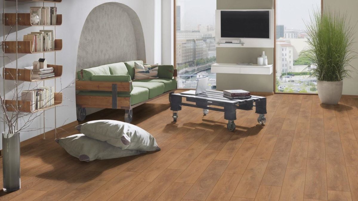 Ламинат "Kronospan" Super Natural Classic Дуб Харлех 8573 (1285*192*8 мм) — купить в Энгельсе