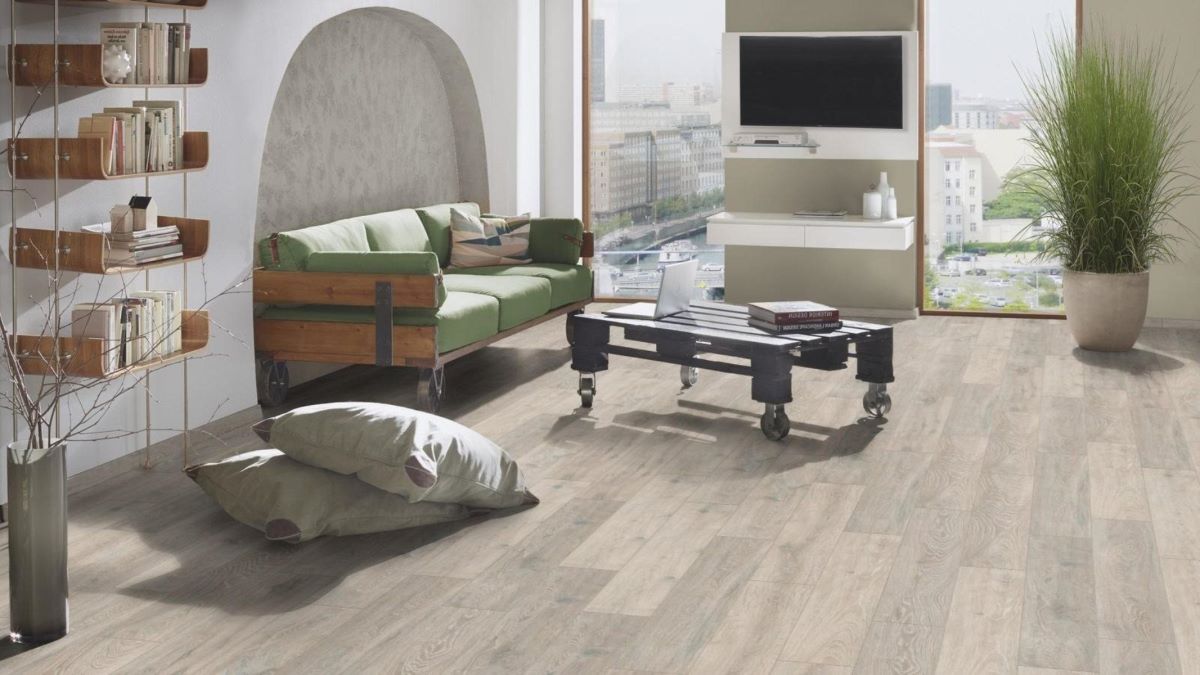 Ламинат "Kronospan" Super Natural Classic Дуб Колорадо 5543 (1285*192*8 мм) — купить в Энгельсе