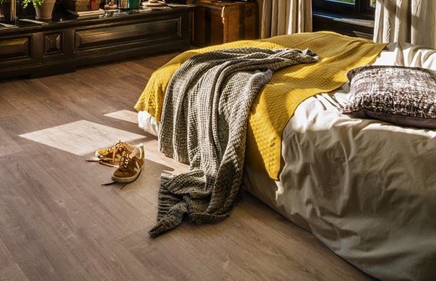 Линолеум бытовой "IVC" Golf Satin Oak 561 (3м) — купить в Энгельсе