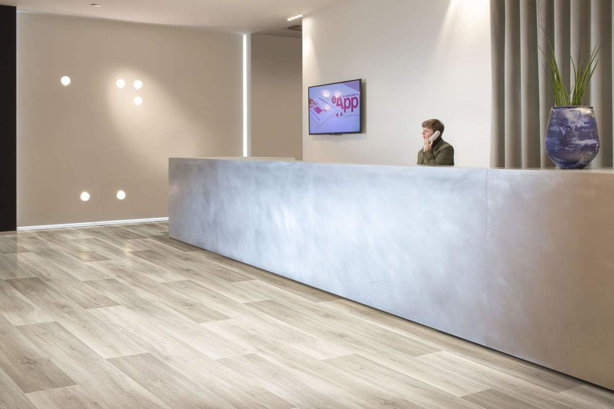 Замковая ПВХ плитка "Berry Alloc" Pureclick 55 LIME OAK 139S (204*1326*5 мм) — купить в Энгельсе