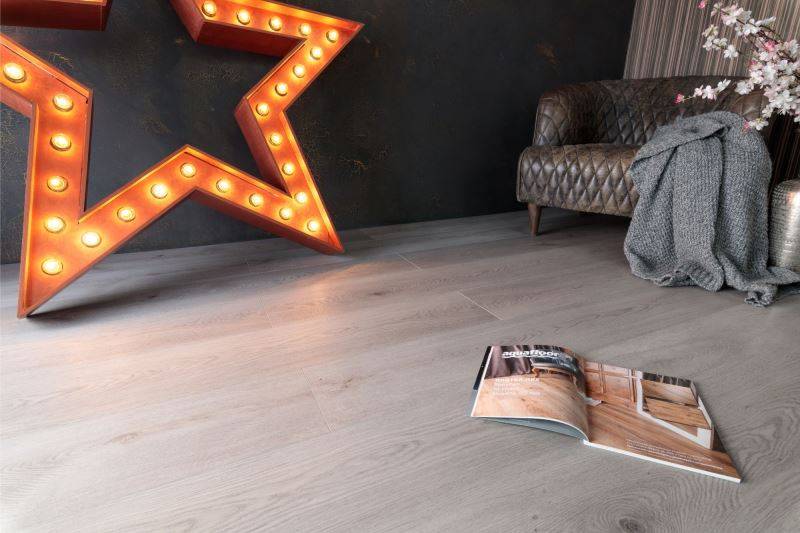 Замковая ПВХ плитка "Aquafloor" AF8022XXL (1800*228*8 мм) — купить в Энгельсе