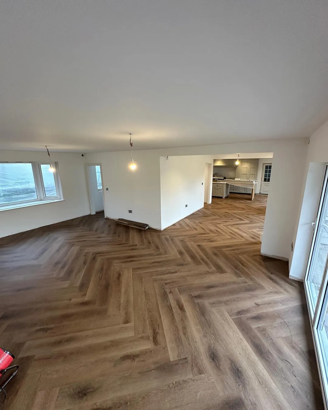 Кварцвиниловая плитка "Invictus" Royal Oak Mocca (406*102*2мм) — купить в Энгельсе