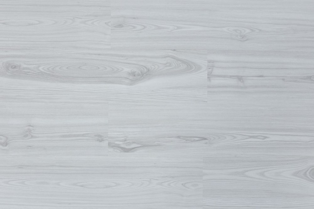 Кварцвиниловая плитка "Art Tile" Ясень Норд (900*150*3,5 мм) — купить в Энгельсе