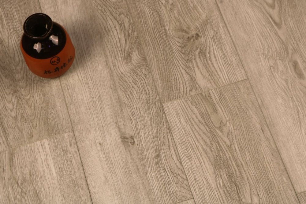 LVT плитка "Profield" Дуб Мадейра (915,4*152,4*2,5 мм) — купить в Энгельсе