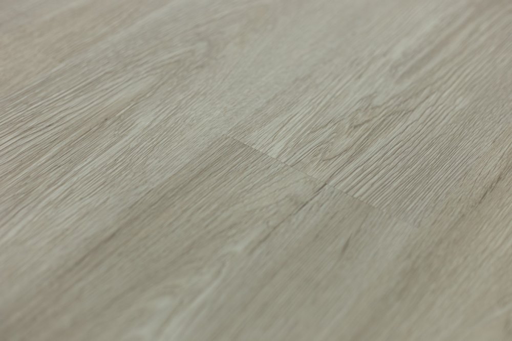 Замковая ПВХ плитка "Art Tile" Дуб Британь (920*150*4 мм) — купить в Энгельсе