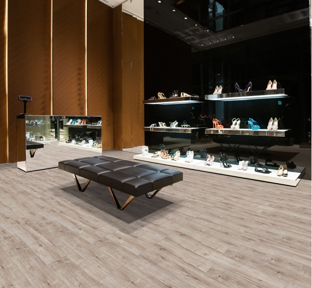 SPC ламинат "Royce" Sense Дуб Кааба 705 (1200*180*4 мм) — купить в Энгельсе