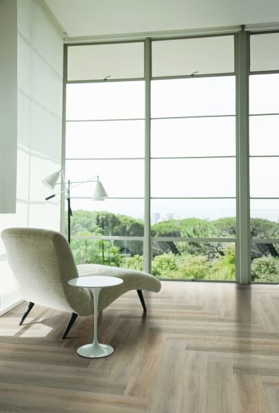 Кварцвиниловая плитка "LG" Орешник классический (1200*180*2 мм) — купить в Энгельсе