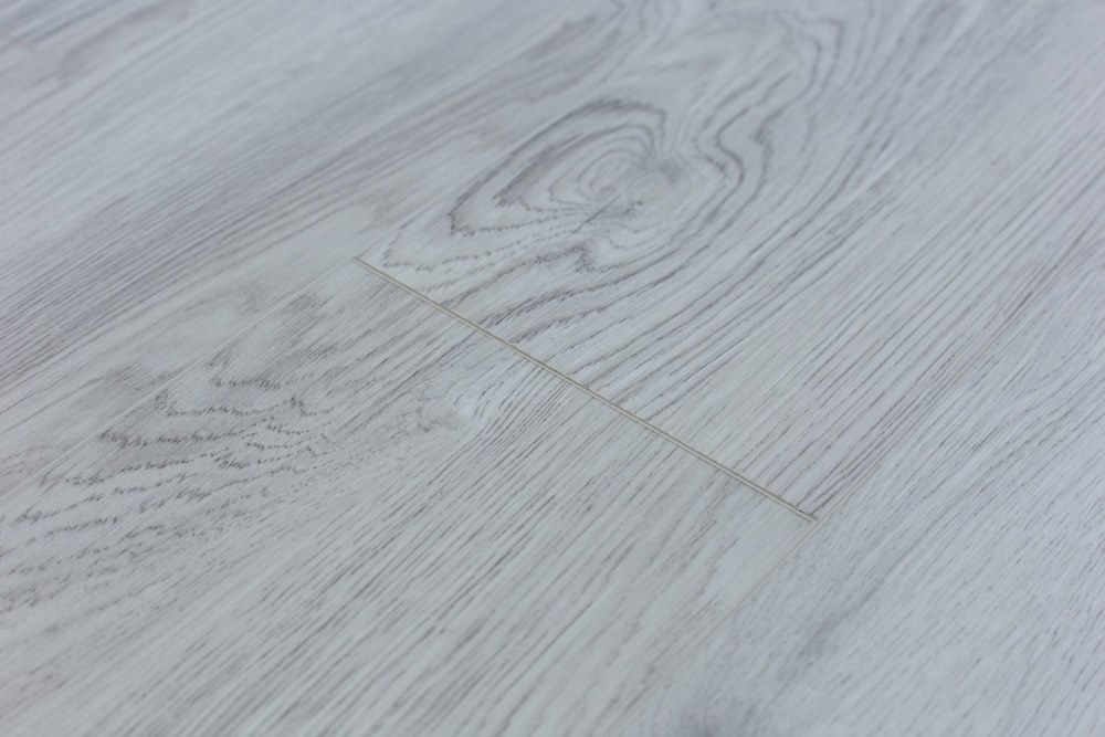 Замковая ПВХ плитка "Art Tile" Ясень Эдмонтон (1220*152*5 мм) — купить в Энгельсе