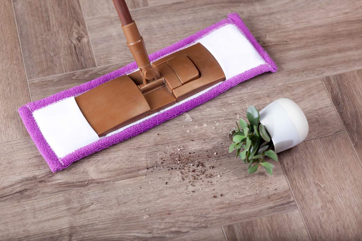 Замковая ПВХ плитка "Aberhof" Carmelita 1862 (615*123*5 мм) — купить в Энгельсе