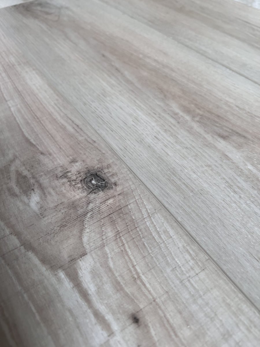 SPC ламинат "OneFloor" ЕСО 5021 (4V фаска) (1220*184*4 мм) — купить в Энгельсе