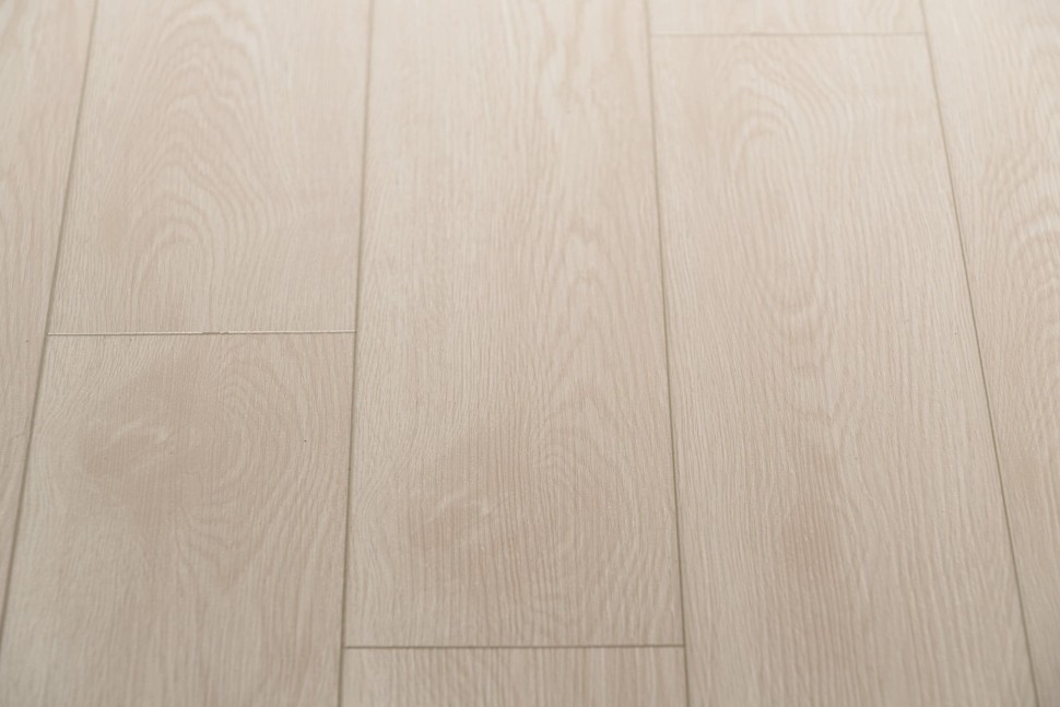 Виниловый ламинат "Bonkeel" Style Дуб Фокси (1200*125*4 мм) — купить в Энгельсе