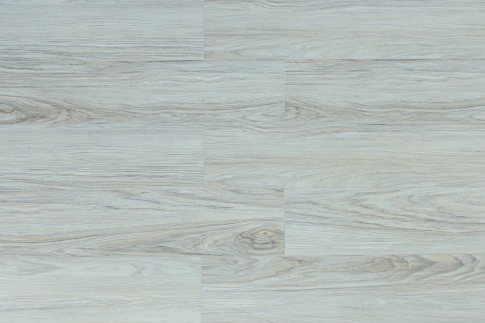 Замковая ПВХ плитка "Art Tile" Клён Жемчужный (1220*152*5 мм) — купить в Энгельсе