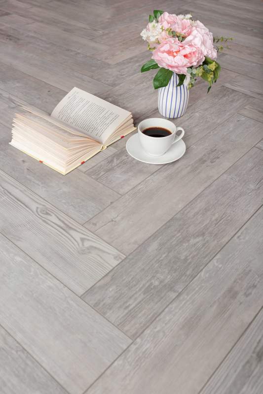 Замковая ПВХ плитка "Aberhof" Carmelita 1687 (615*123*5 мм) — купить в Энгельсе