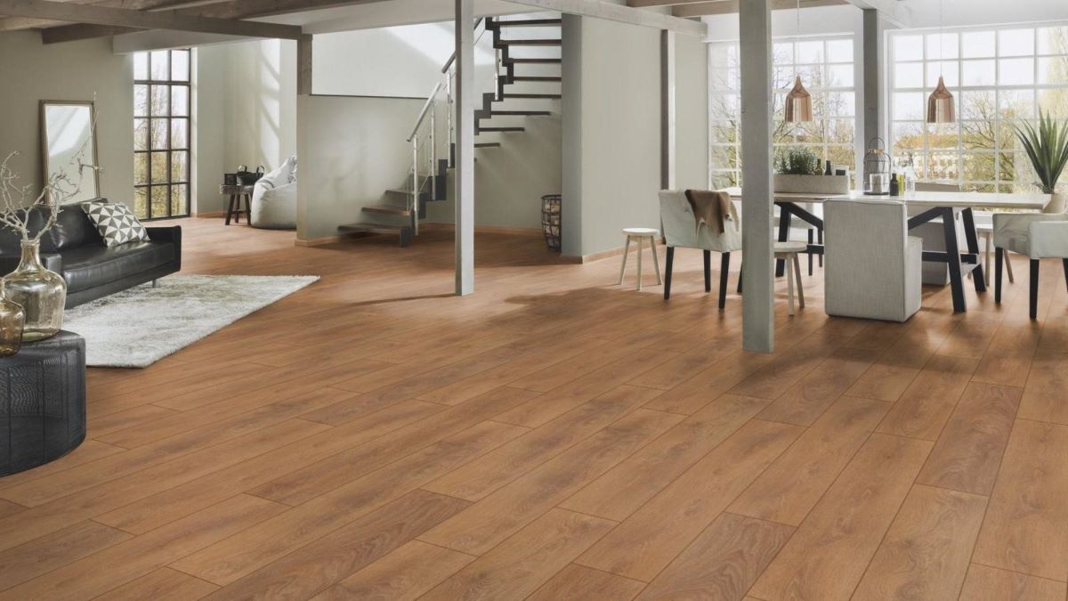 Ламинат "Kronospan" Super Natural Classic Дуб Харлех 8573 (1285*192*8 мм) — купить в Энгельсе